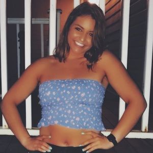 Meet your Posher, Lea